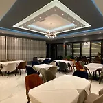 Hotel Univers *