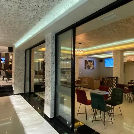 Hotel Universi Bajram Curr