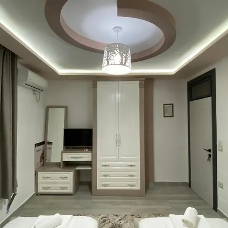Hotel Univers *