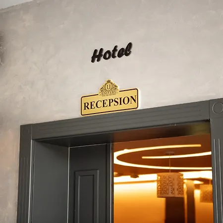 Hotel Univers Bajram Curri