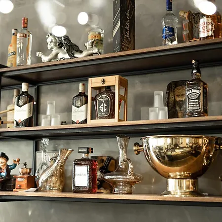 Universi * Bajram Curri