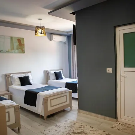 Universi Bajram Curri