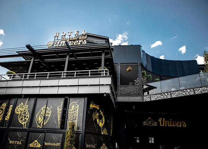 Hotel Universi