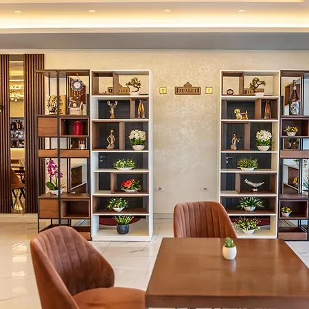 Universi Bajram Curri