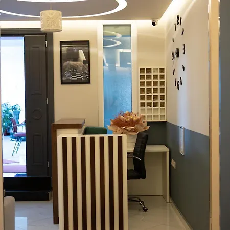 Universi * Bajram Curri