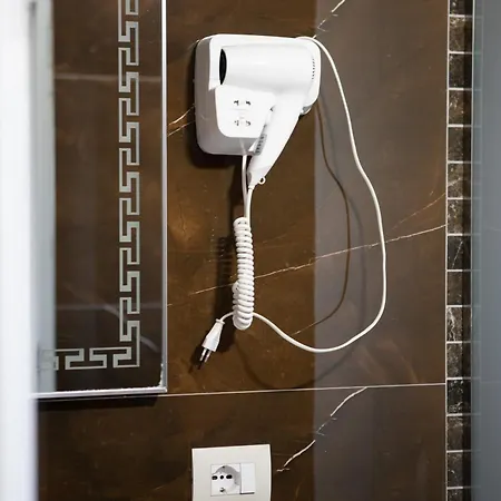 ホテル Universi *