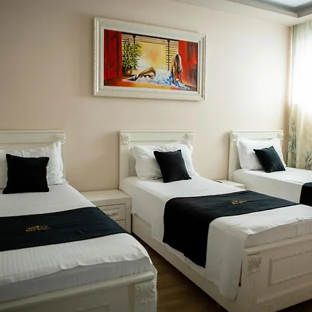 Ξενοδοχείο Universi