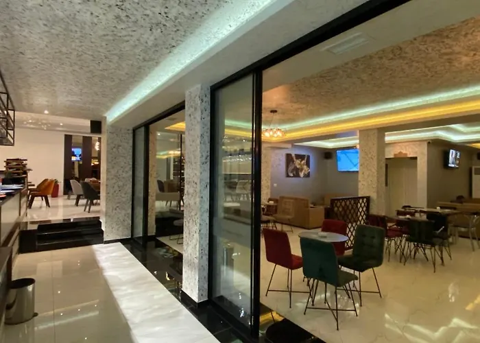 Hotel Universi Bajram Curri